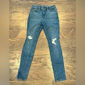 Universal Thread High Rise Skinny Jeans Womens Size 2/26R Blue Denim